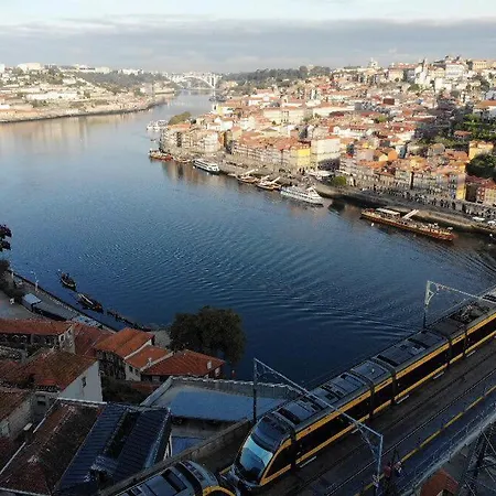 דירה Groove-wood Loft *