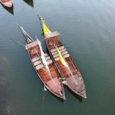 Apartment Groove-wood Loft *