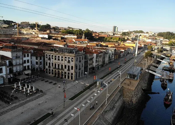 Groove-wood Loft 公寓 *